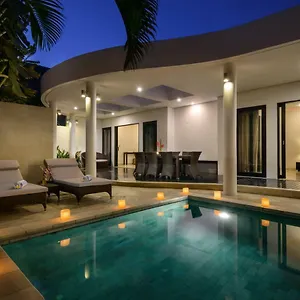  Villa Maharani Indonesia